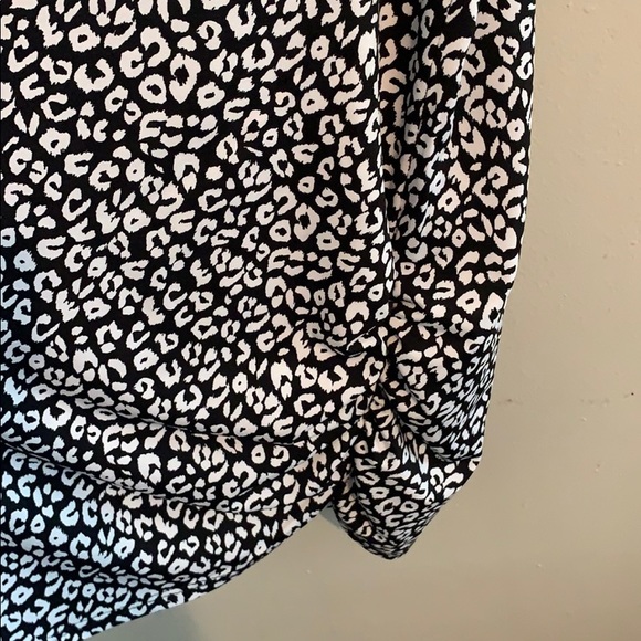 Brody Myles Blouse - Picture 2 of 5